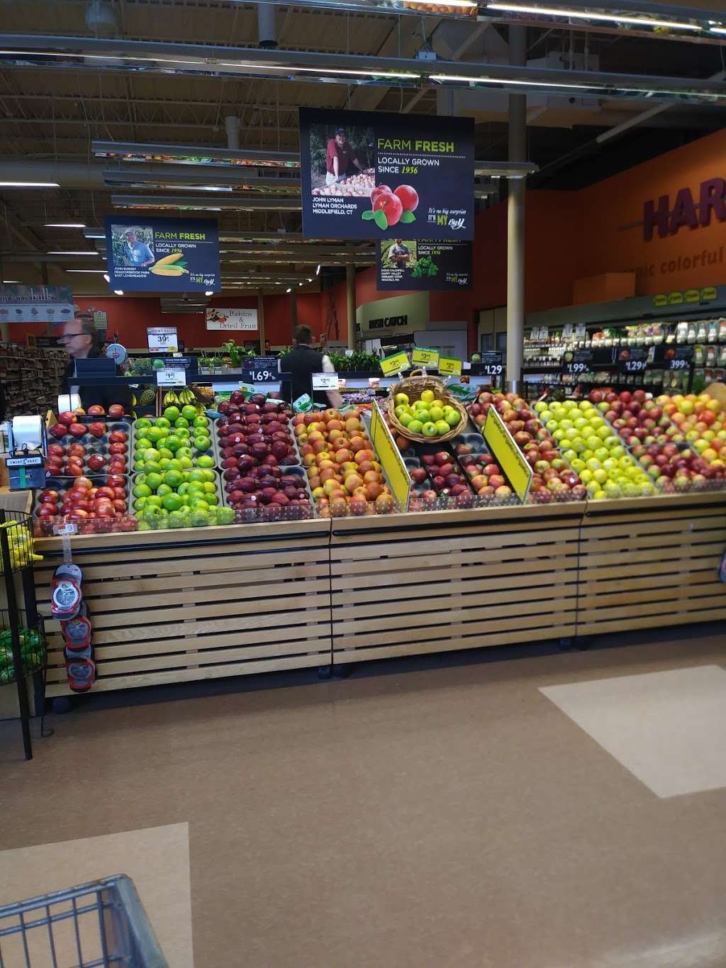 Big Y World Class Market | 357 Broadway St, Saugus, MA 01906 | Phone: (781) 233-1056