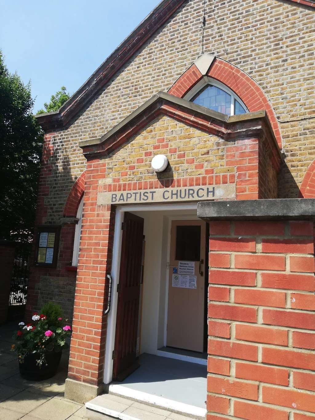 Waltham Cross Baptist Church | Waltham Cross EN8 7HH, UK | Phone: 01992 760175