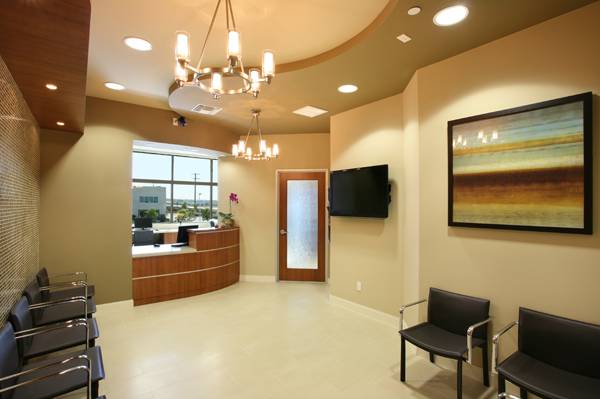 Aria Irvani, DDS | 26700 Towne Centre Dr #210, Lake Forest, CA 92610, USA | Phone: (949) 458-5858