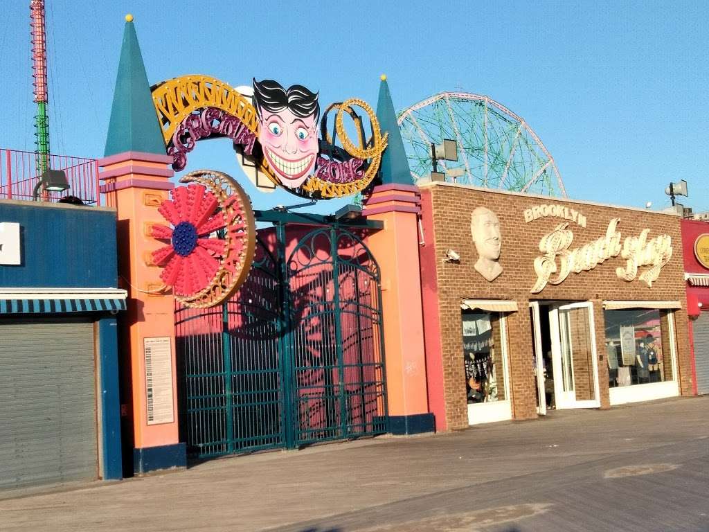 Scream Zone at Luna Park | 1295 Riegelmann Boardwalk, Brooklyn, NY 11224, USA | Phone: (718) 373-5862