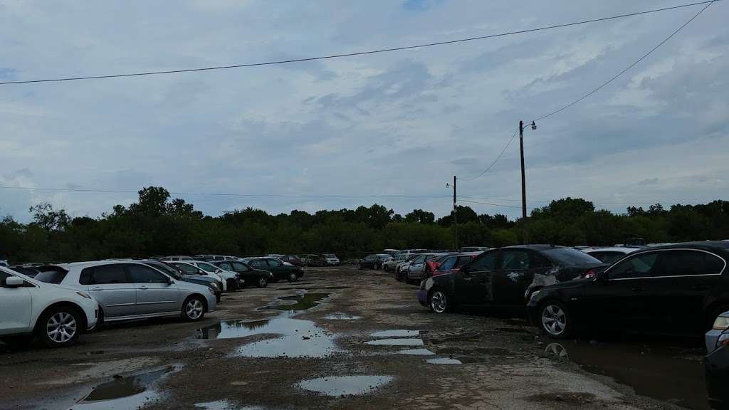 Growdon Vehicle Storage Impound | 3625 Growdon Rd, San Antonio, TX 78227, USA | Phone: (210) 431-8200