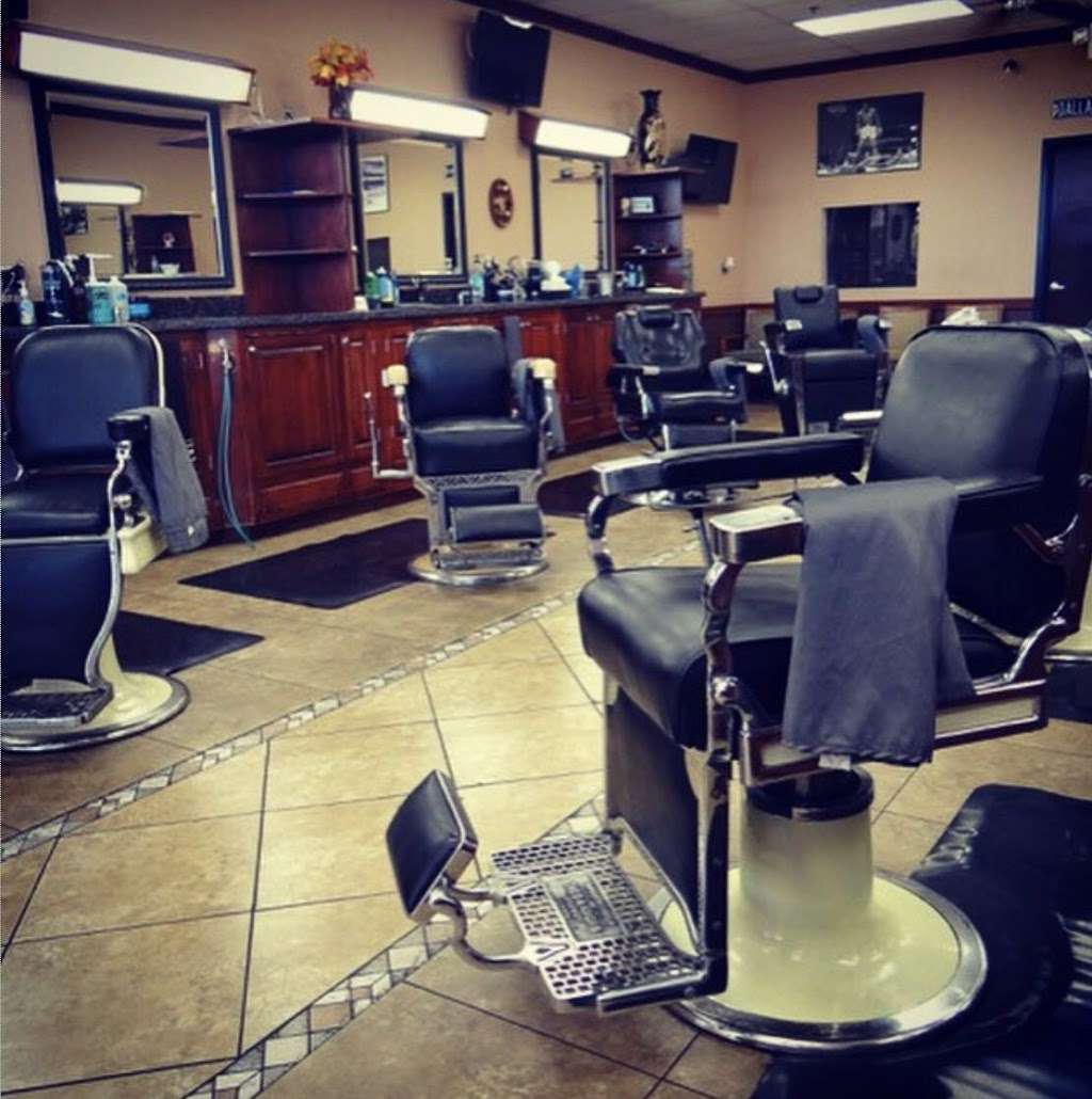 Z-cues barbershop | 4920 W Baseline Rd #107, Laveen Village, AZ 85339, USA | Phone: (602) 237-7393