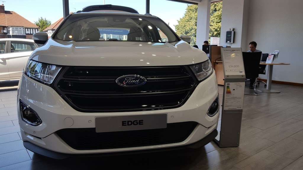 Gates Ford of Woodford | 357 Chigwell Rd, Woodford, Woodford Green IG8 8PE, UK | Phone: 020 3912 6074