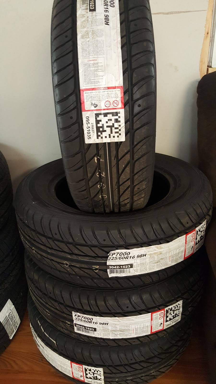 Tires 4 less | 4017 Turnpike Rd, Portsmouth, VA 23701, USA | Phone: (757) 398-9000