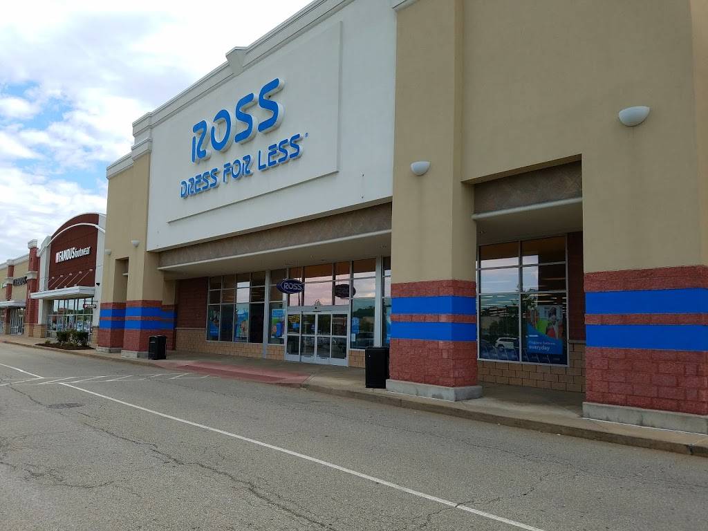 Ross Dress for Less | 1000 Village Center Dr, Tarentum, PA 15084, USA | Phone: (724) 275-1091