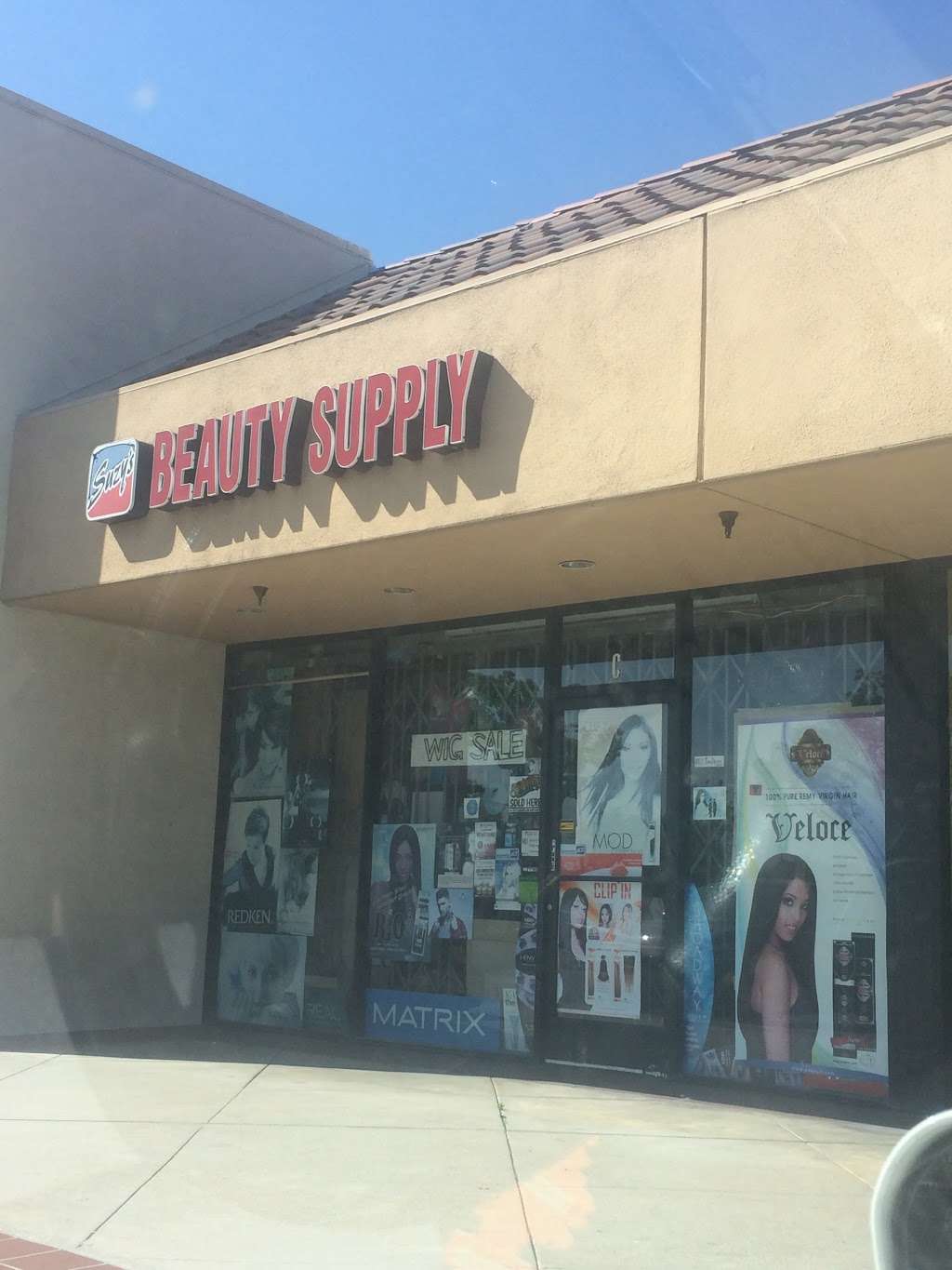 Suzys Beauty Supply | 967 Kendall Dr # C, San Bernardino, CA 92407 | Phone: (909) 886-8505