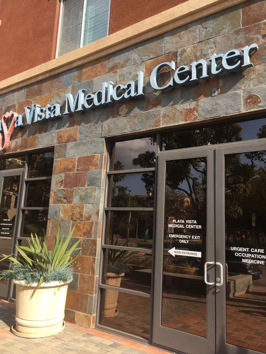 Playa Vista Medical Center | 6020 S Seabluff Dr #1, Playa Vista, CA 90094, USA | Phone: (310) 862-0400