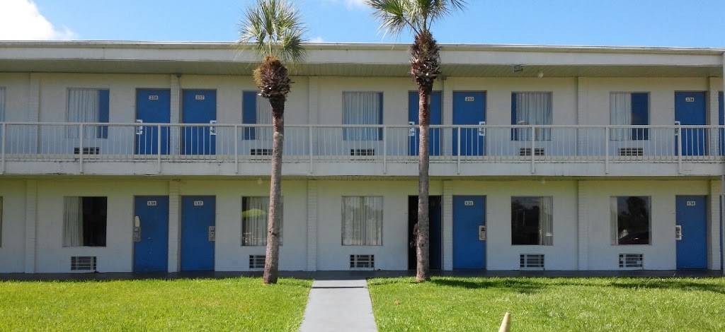 Motel 6 Wildwood, FL | 345 E, FL-44, Wildwood, FL 34785, USA | Phone: (352) 748-2000