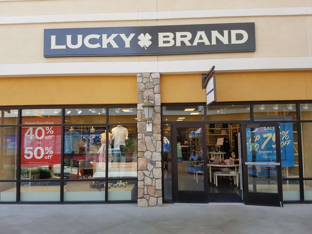 Lucky Brand | 5701 Outlets at Tejon Pkwy Space 922, Arvin, CA 93203, USA | Phone: (661) 858-2812