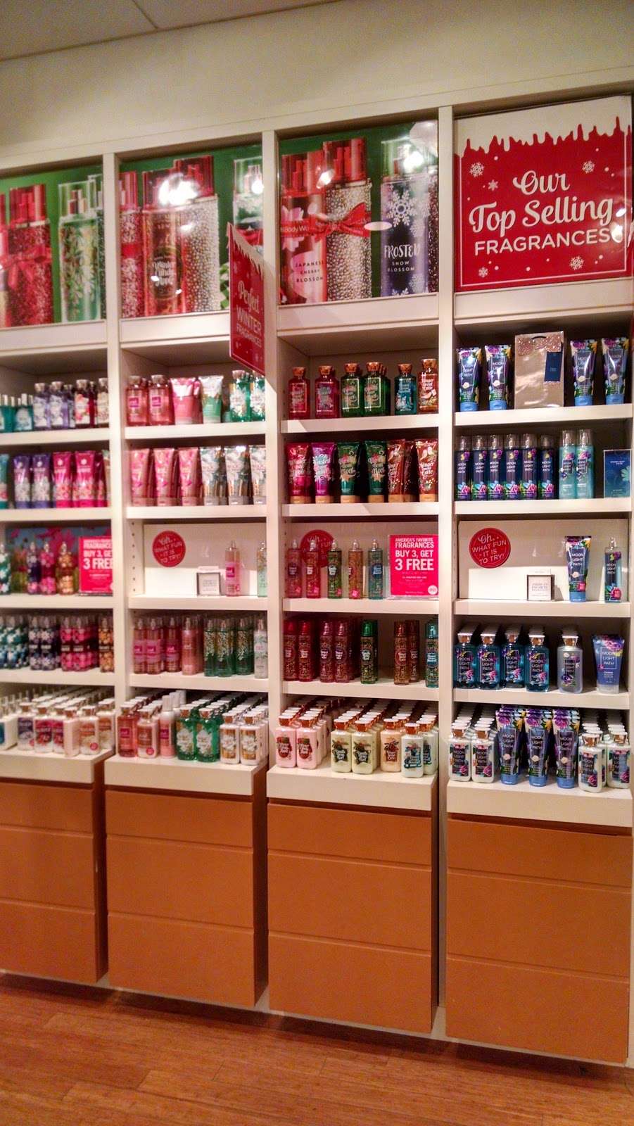 Bath & Body Works | Dover Mall, 1365, N Dupont Hwy, Dover, DE 19901, USA | Phone: (302) 736-3755