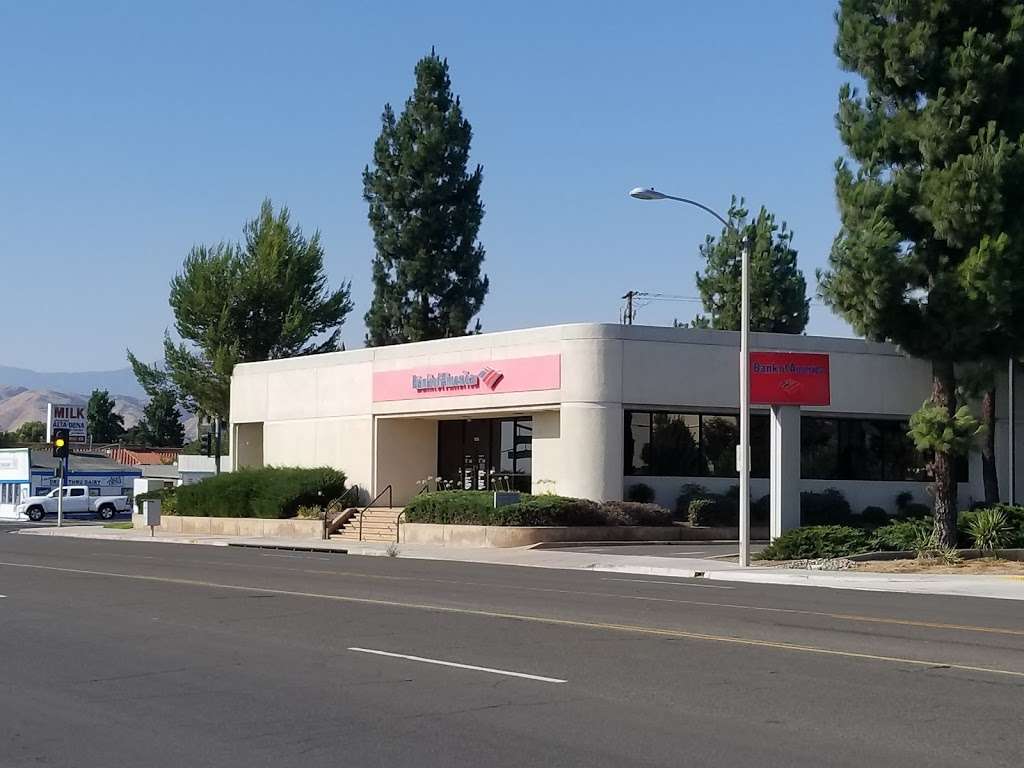 Bank of America Financial Center | 1055 Calimesa Blvd, Calimesa, CA 92320, USA | Phone: (909) 795-2555