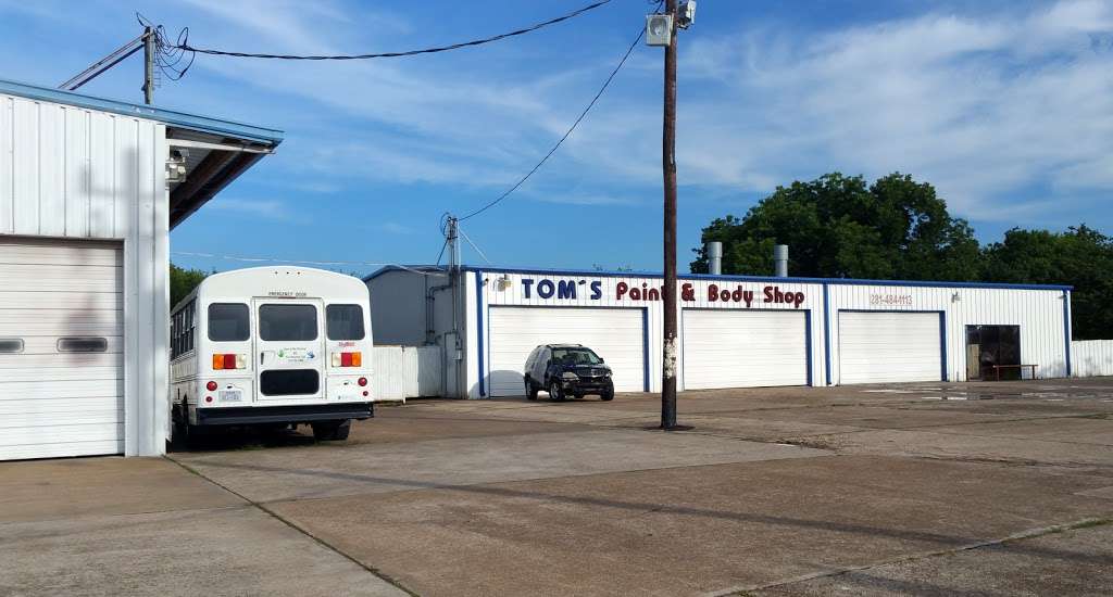 Toms Paint & Body Shop | 12470 Scarsdale Blvd, Houston, TX 77089, USA | Phone: (281) 484-1113