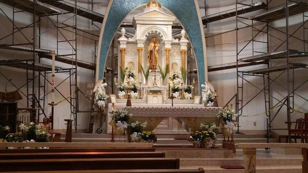 Our Lady of Mount Carmel | 1919 54th St, Kenosha, WI 53140, USA | Phone: (262) 652-7660
