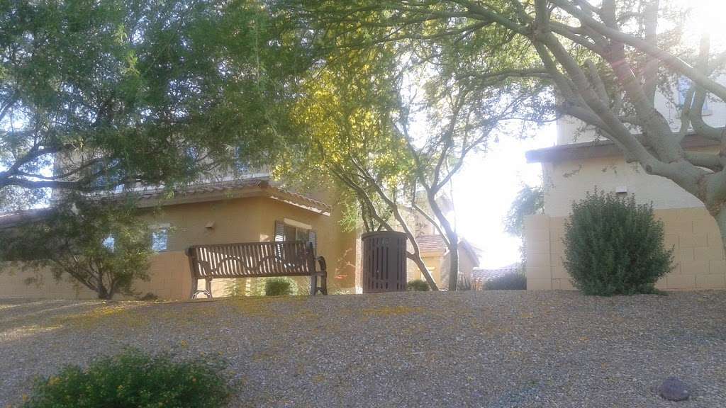 Cottages HOA Park at Casa Del Rey at Camino á Lago | 21994 N 102nd Ln, Peoria, AZ 85383, USA