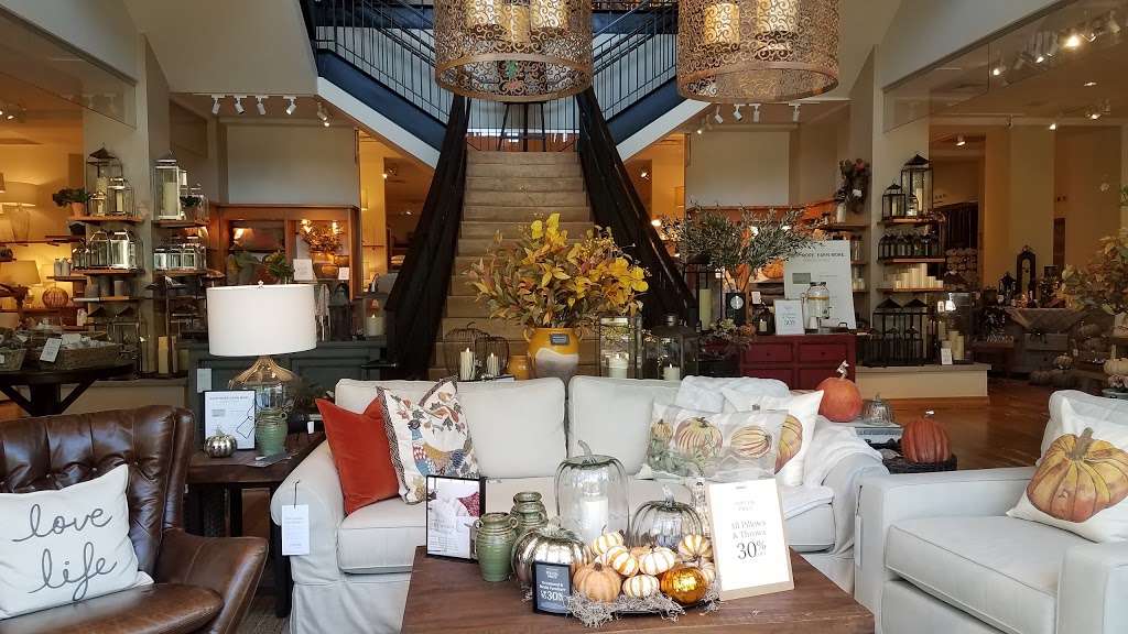 Pottery Barn | 2700 Clarendon Blvd ste r-100, Arlington, VA 22201, USA | Phone: (703) 465-9425