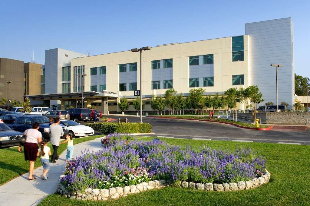 Redlands Community Hospital | 350 Terracina Blvd, Redlands, CA 92373, USA | Phone: (909) 335-5500