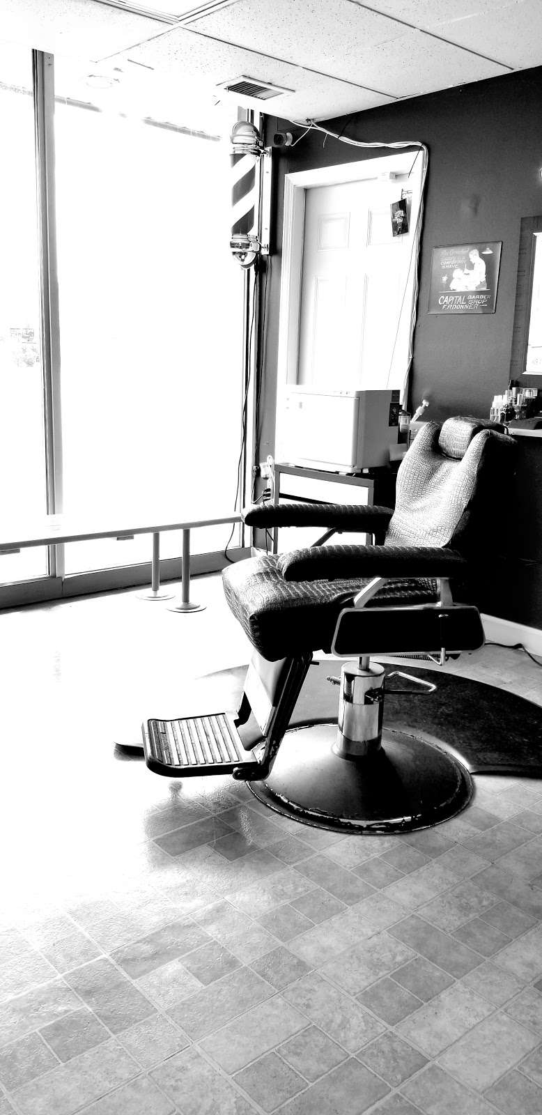 Grand Barber Shoppe | 7430a W Grand Ave, Elmwood Park, IL 60707, USA | Phone: (708) 584-3630