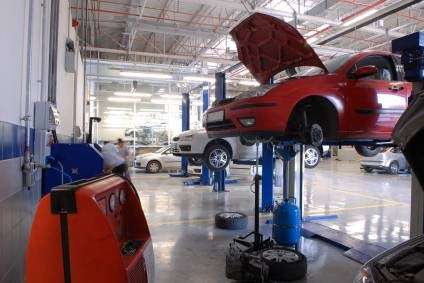 Gazoline Alley Collision Center | 178 Garibaldi Ave, Lodi, NJ 07644, USA | Phone: (973) 928-4400