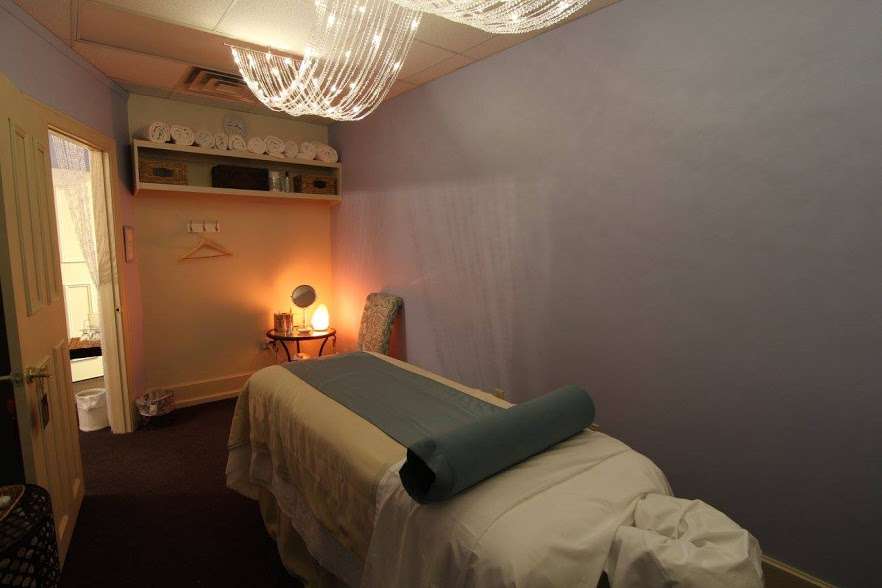 Heartland Wellness Retreat and Spa | • 421, Baker St, Lake Geneva, WI 53147, USA | Phone: (262) 249-6601