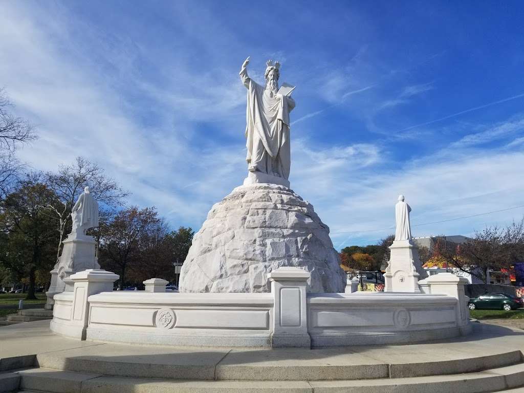 Catholic Total Abstinence Fountain | Avenue of the Republic, Philadelphia, PA 19131, USA