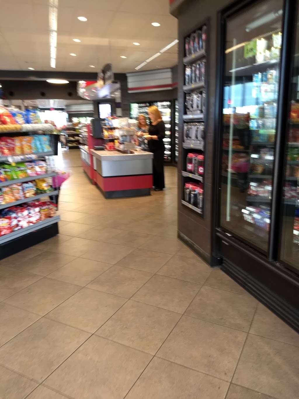 QuikTrip | 9600 N Oak Trafficway, Kansas City, MO 64155