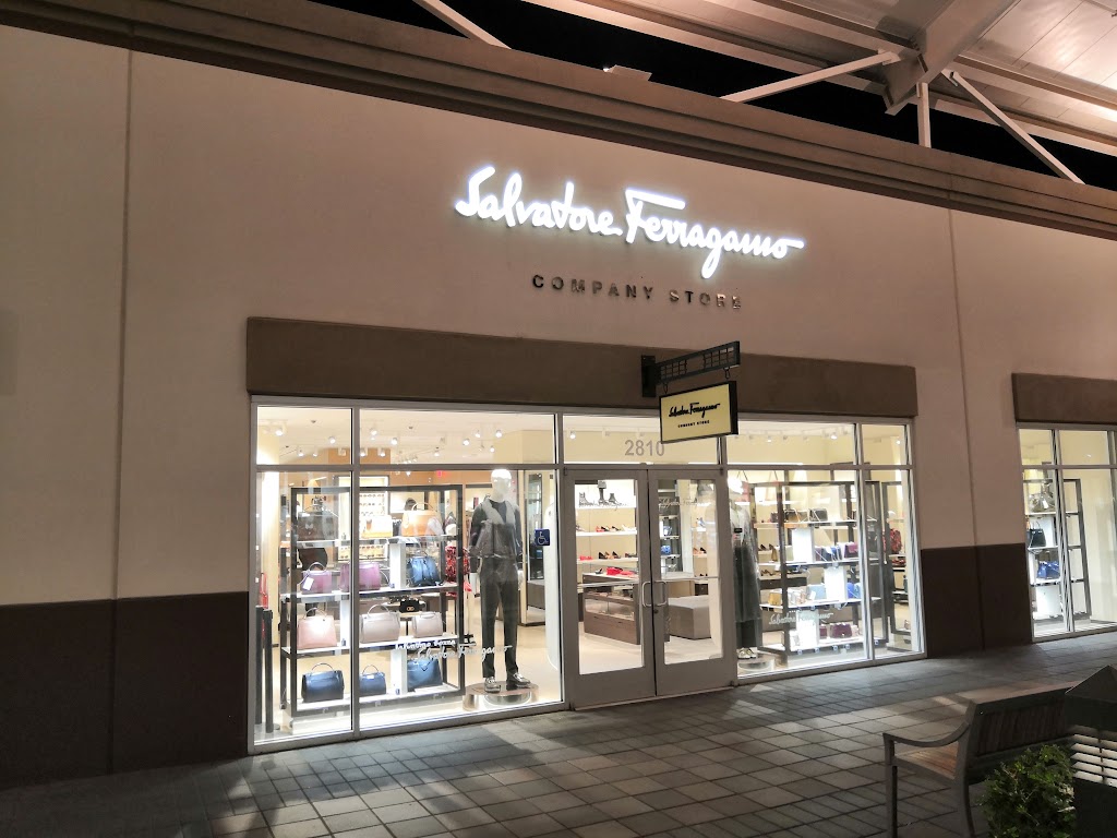 Ferragamo outlet discount livermore phone number