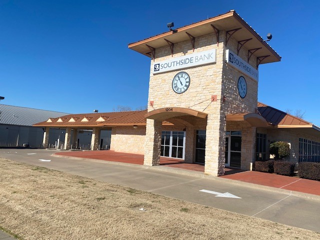 Southside Bank | 1204 W Henderson St, Cleburne, TX 76033, USA | Phone: (817) 367-5516