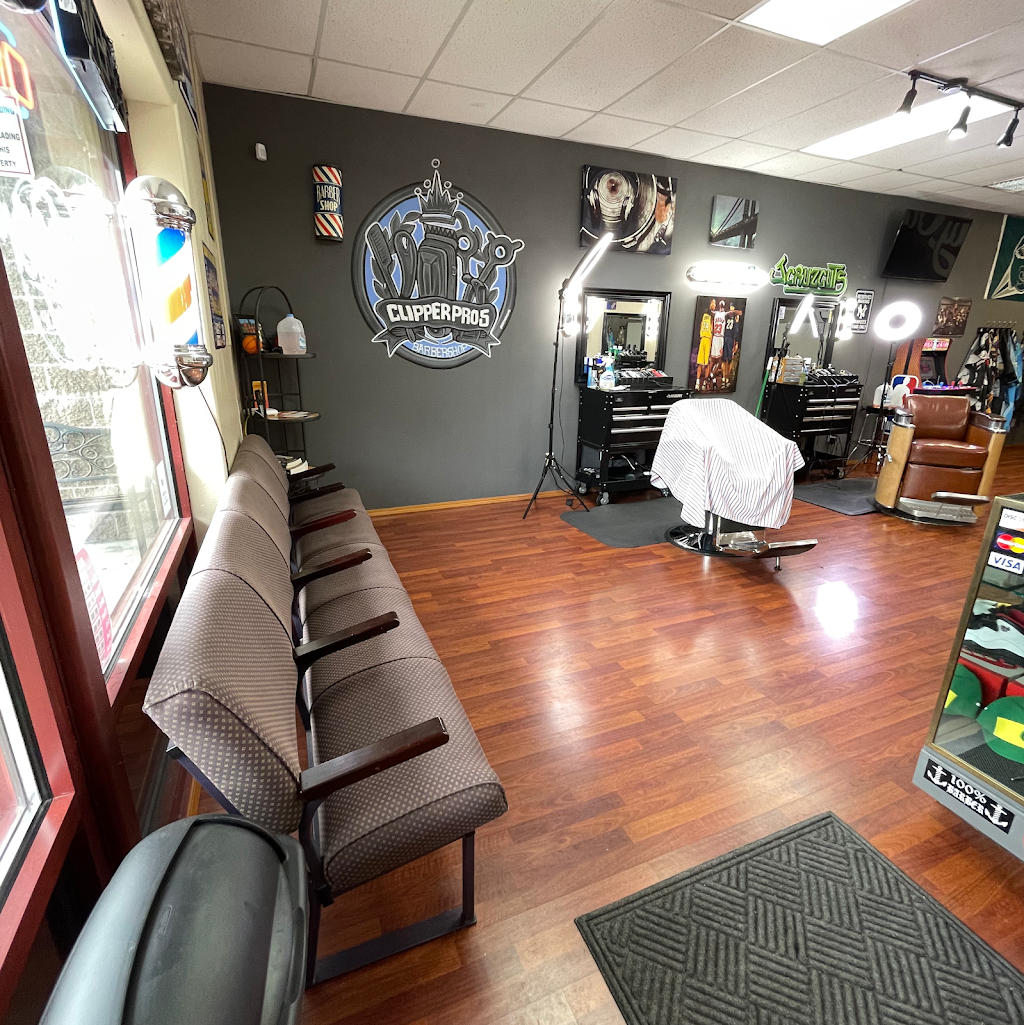 Clipper Pros Barbershop | 1493 SE Hogan Rd, Gresham, OR 97080, USA | Phone: (503) 328-8203