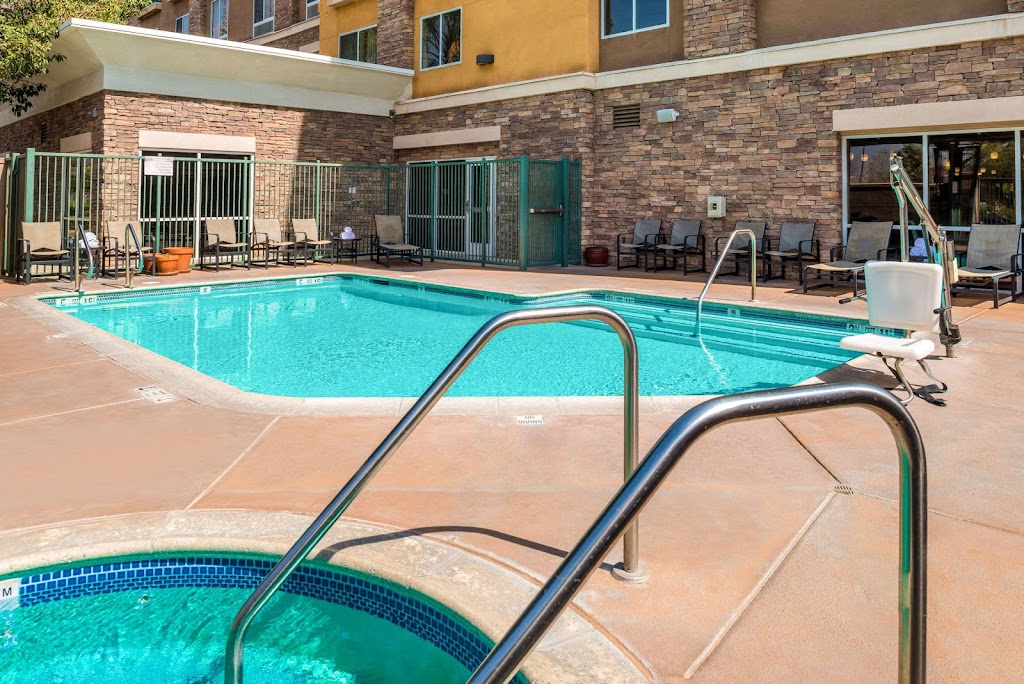 Comfort Suites Ontario Airport Convention Center | 1811 E Holt Blvd, Ontario, CA 91761 | Phone: (909) 850-5894