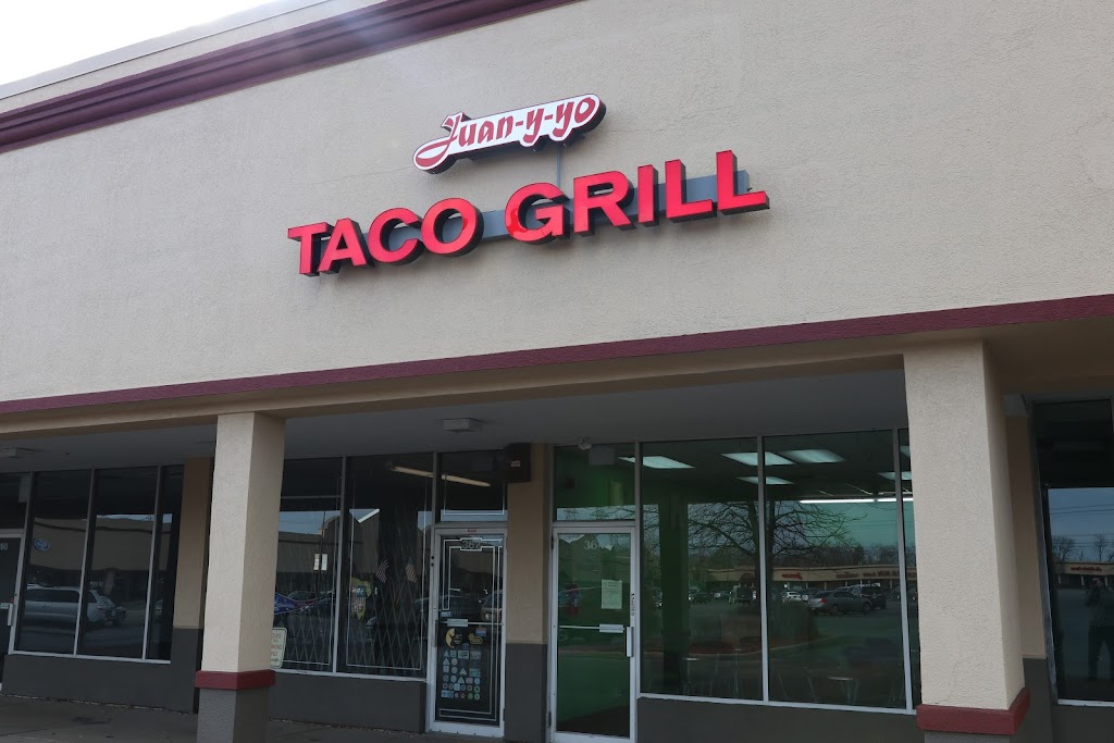 Juan y Yo Taco Grill | 364 Georgetown Square, Wood Dale, IL 60191 | Phone: (630) 956-2462