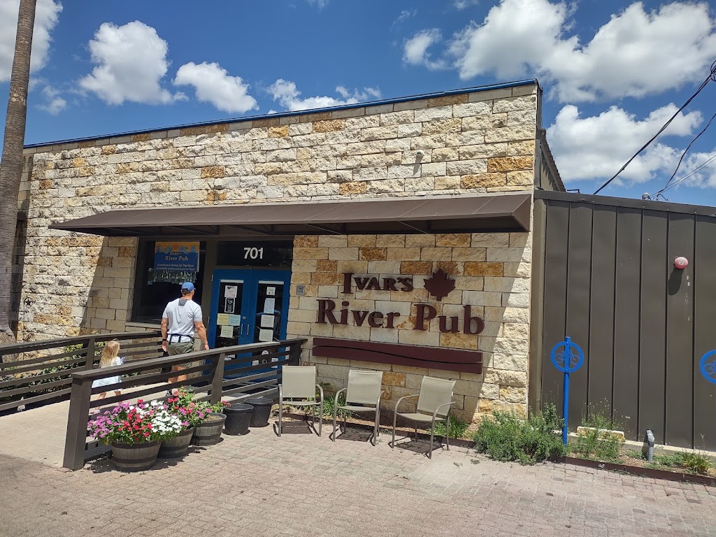 Ivars River Pub | 701 Cheatham St, San Marcos, TX 78666, USA | Phone: (512) 878-0303