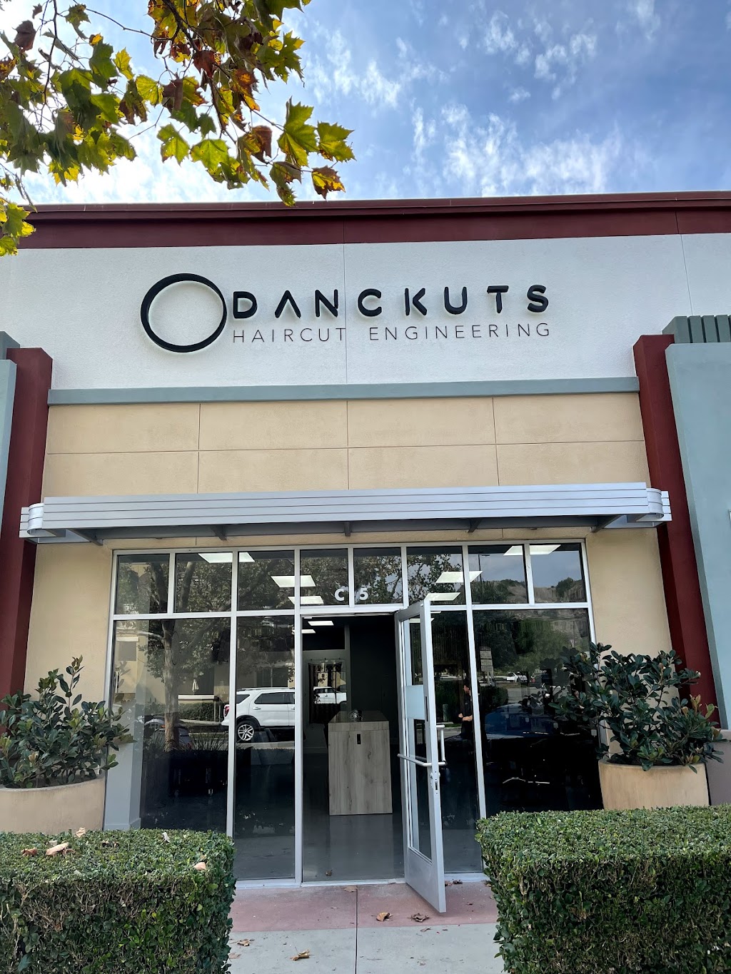 Danckuts | 1701 Corporate Dr #C5, Ladera Ranch, CA 92694, USA | Phone: (949) 392-3422