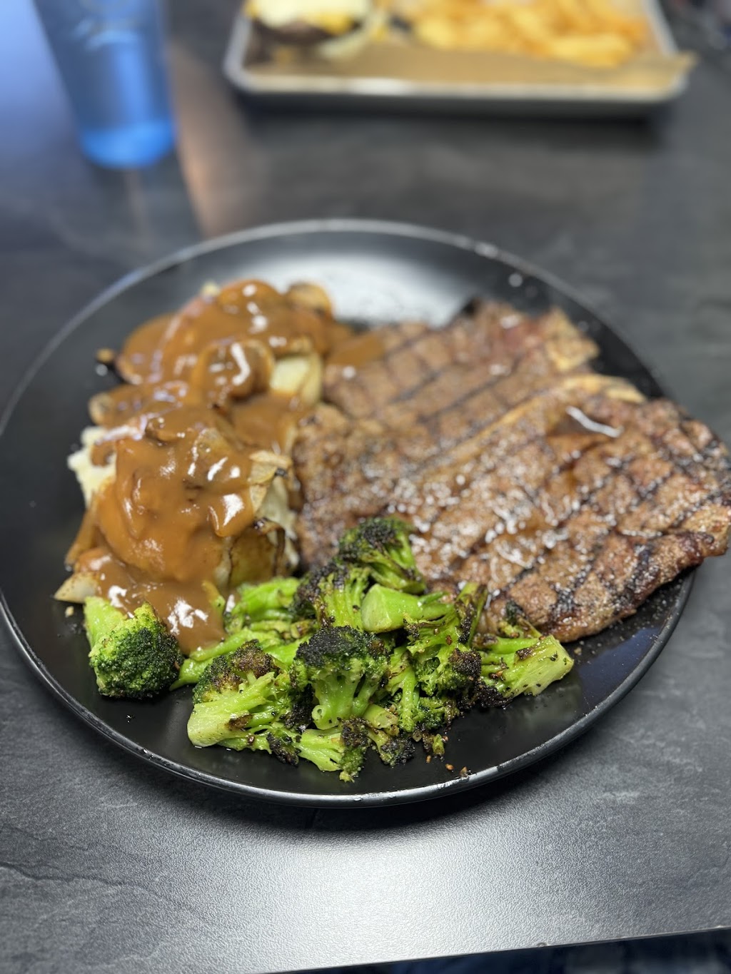 Bandi Lous Steakhouse | 1115 Fort Worth Hwy Suite 200, Weatherford, TX 76086, USA | Phone: (817) 341-6462