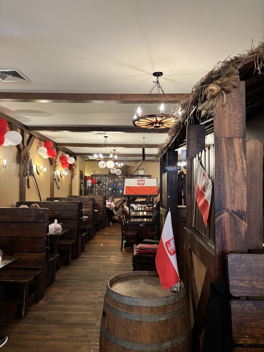 Karczma | 136 Greenpoint Ave, Brooklyn, NY 11222, USA | Phone: (718) 349-1744