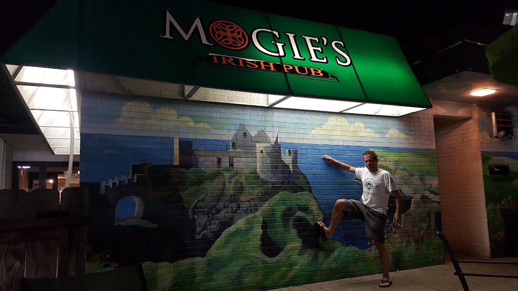 mogies irish pub | 3210 Leechburg Rd, Lower Burrell, PA 15068, USA | Phone: (724) 339-6904