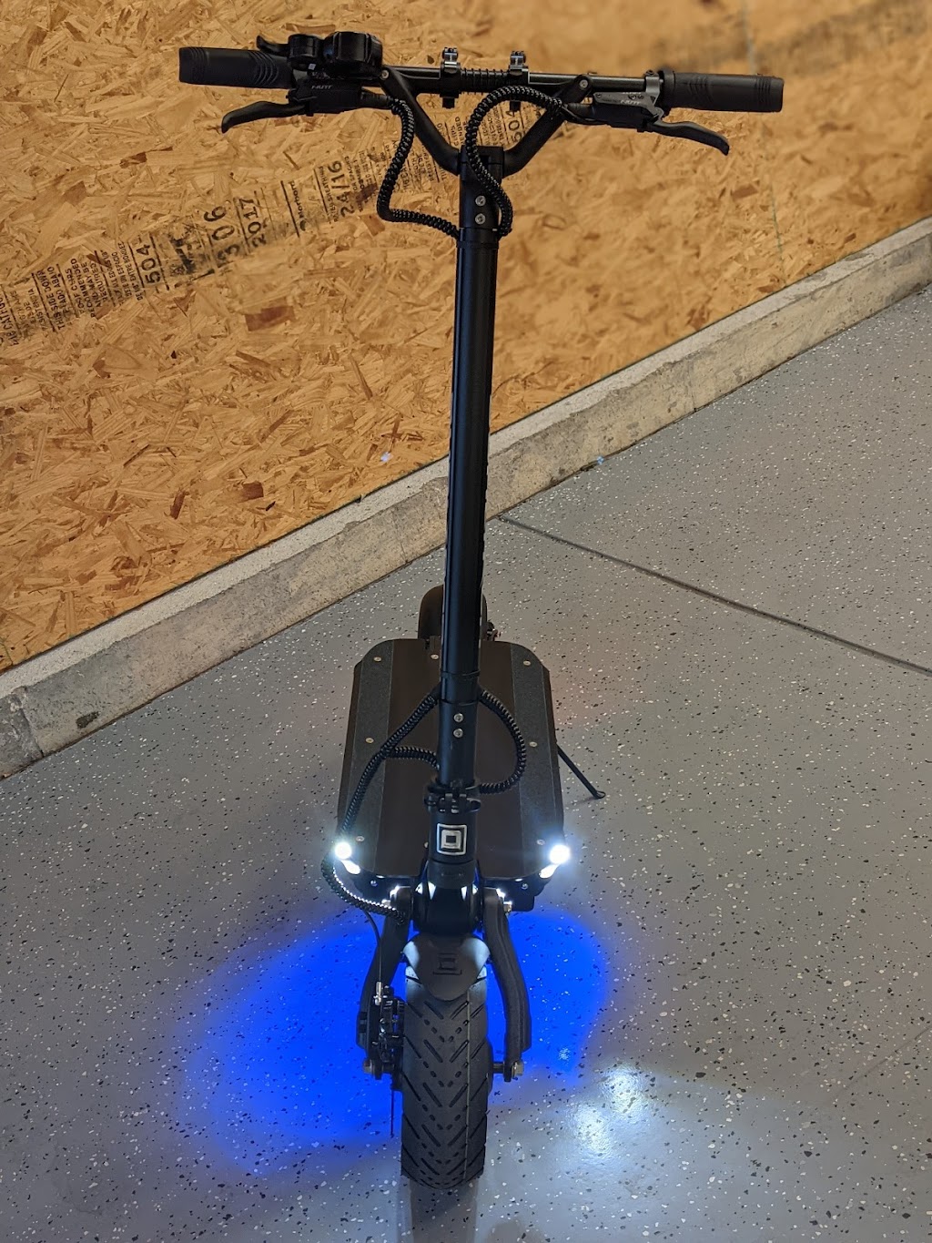 Electrified Scooters LLC | 12707 Strawberry Cir, Longmont, CO 80503 | Phone: (303) 915-9648