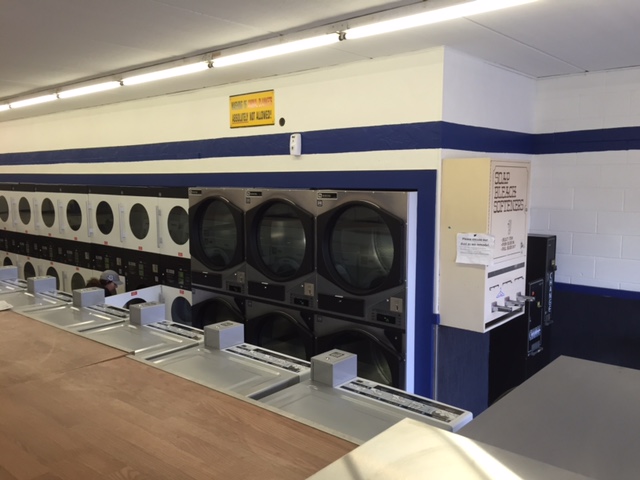 Cedarburg Coin Laundry | W63N150 W Washington St, Cedarburg, WI 53012, USA | Phone: (414) 651-0122