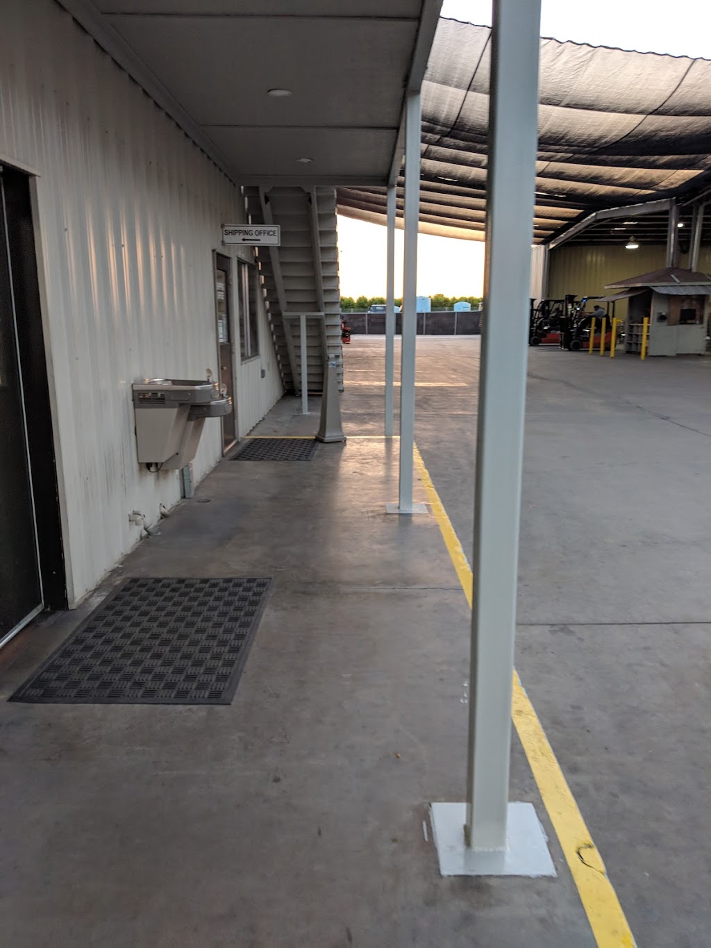 Moonlight Packing Corporation, 17770 E Huntsman Ave, Reedley, CA 93654