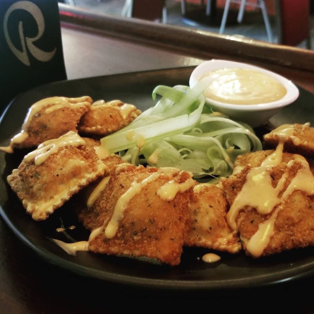 The Req Room | 9625 Lackland Rd, Overland, MO 63114, USA | Phone: (314) 455-4441