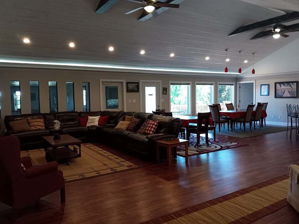 Lake Diane Retreat | 14769 Woodbridge Rd, Camden, MI 49232, USA | Phone: (630) 664-0734