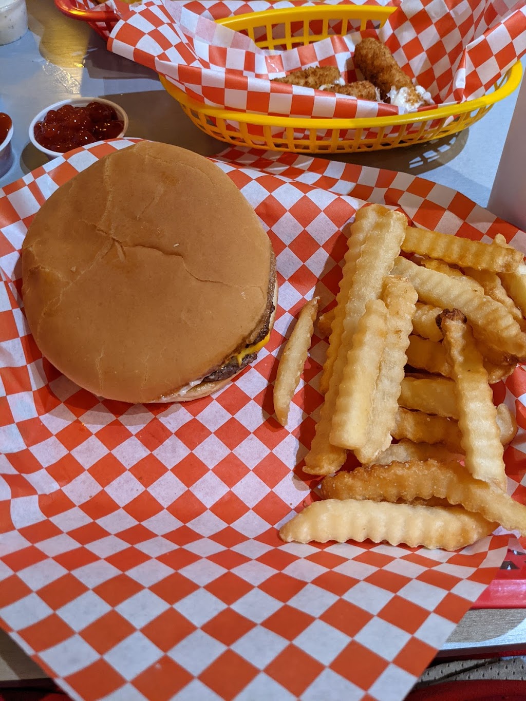 Burger Box | 2501 S Cooper St, Arlington, TX 76015, USA | Phone: (817) 801-3069