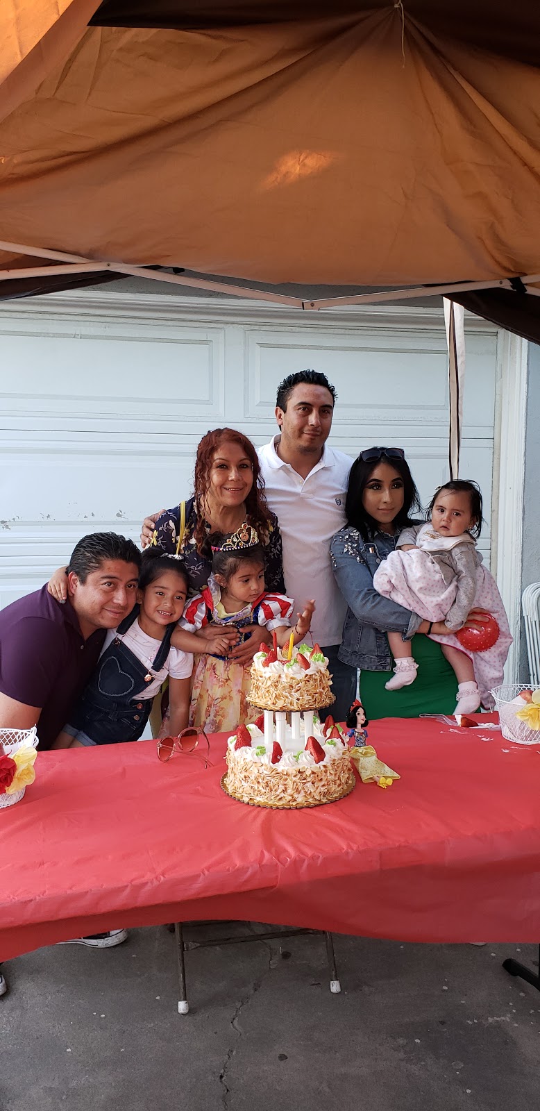 Tiffanys Furnishings | 10171 McMichael Dr, Garden Grove, CA 92840, USA | Phone: (714) 306-4395