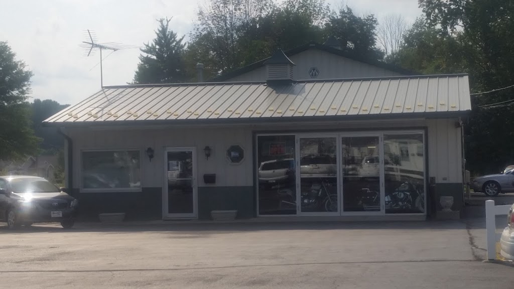 Besslers Trackside Auto Depot | 509 S Park Ave, Batesville, IN 47006, USA | Phone: (812) 934-4923