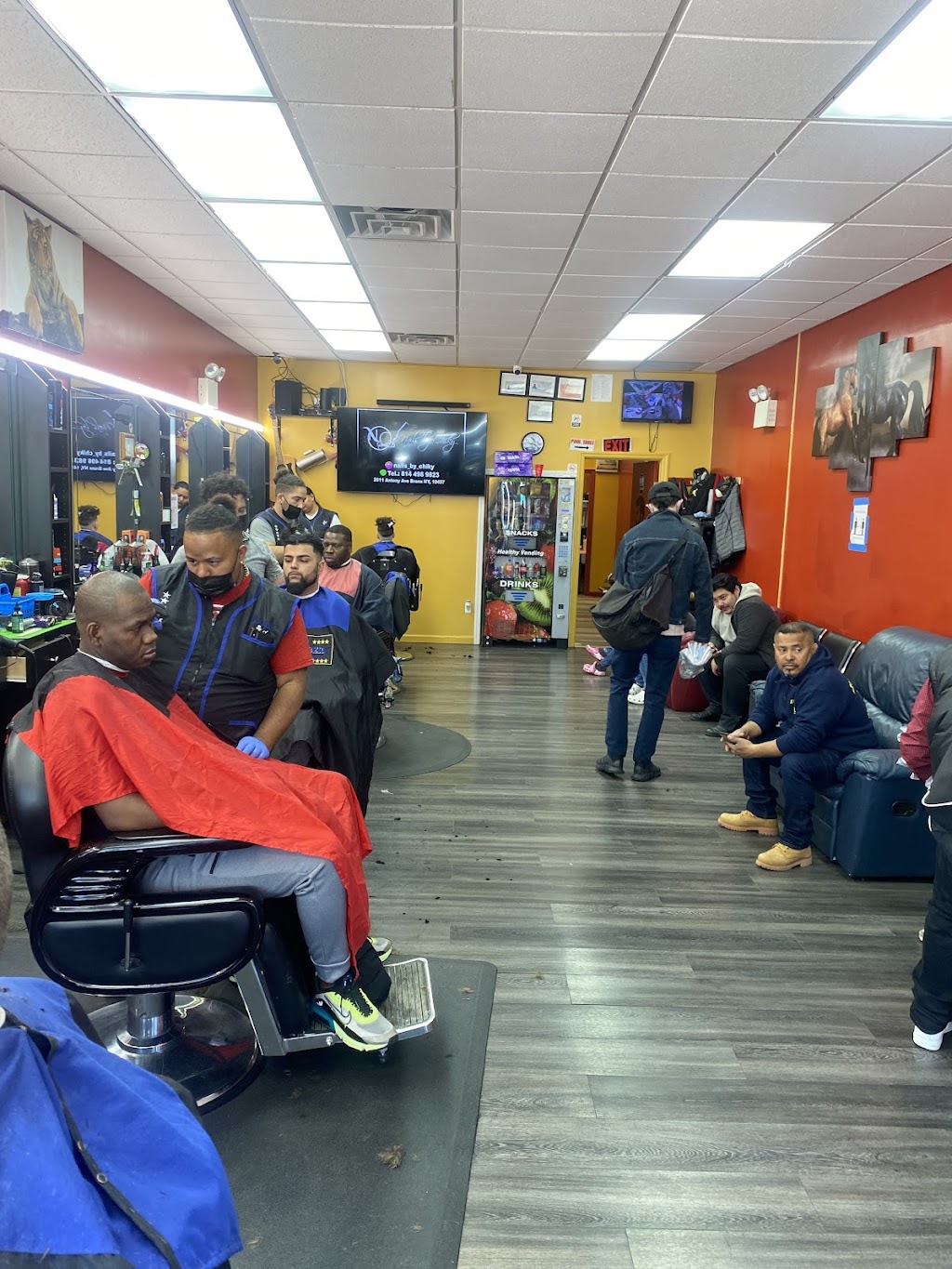 Lewis Barbershop | 898 Old Country Rd, Westbury, NY 11590, USA | Phone: (516) 280-8678