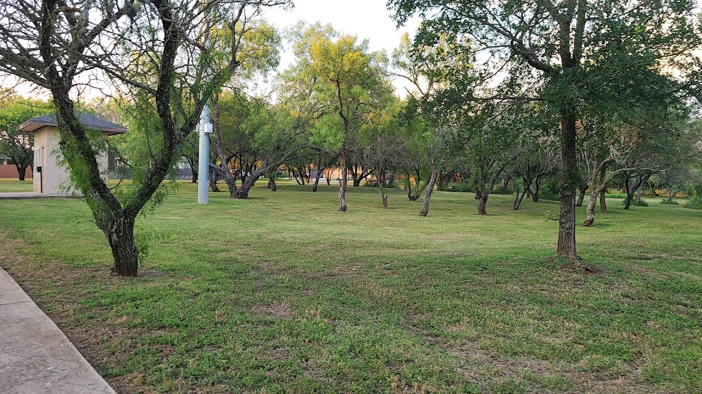 Whispering Hollow Park | 1160 Old Black Colony Rd, Buda, TX 78610, USA | Phone: (512) 523-1081