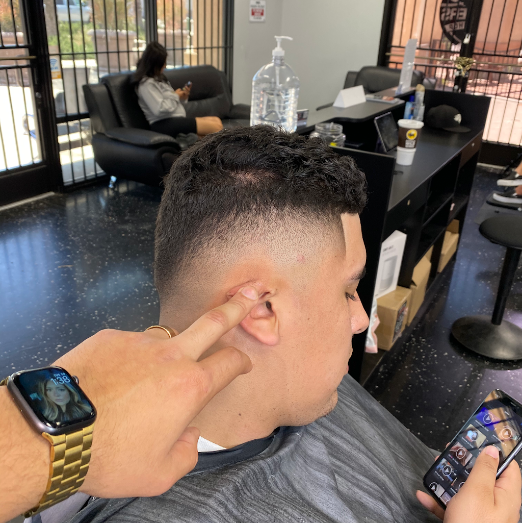 Hustlers Barbershop | 2221 W Esplanade Ave, San Jacinto, CA 92582, USA | Phone: (951) 654-5410