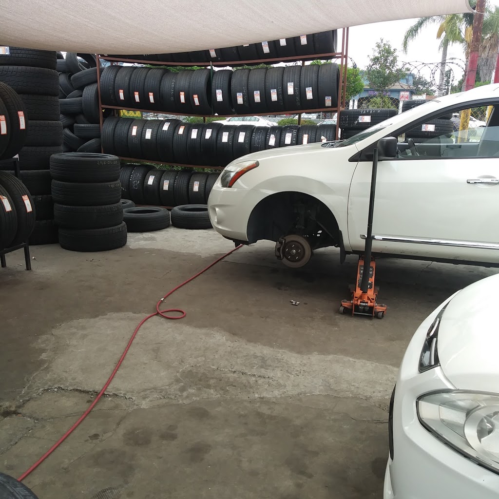 Kings Road Tires | 4141 E Olympic Blvd, Los Angeles, CA 90023, USA | Phone: (323) 604-9420