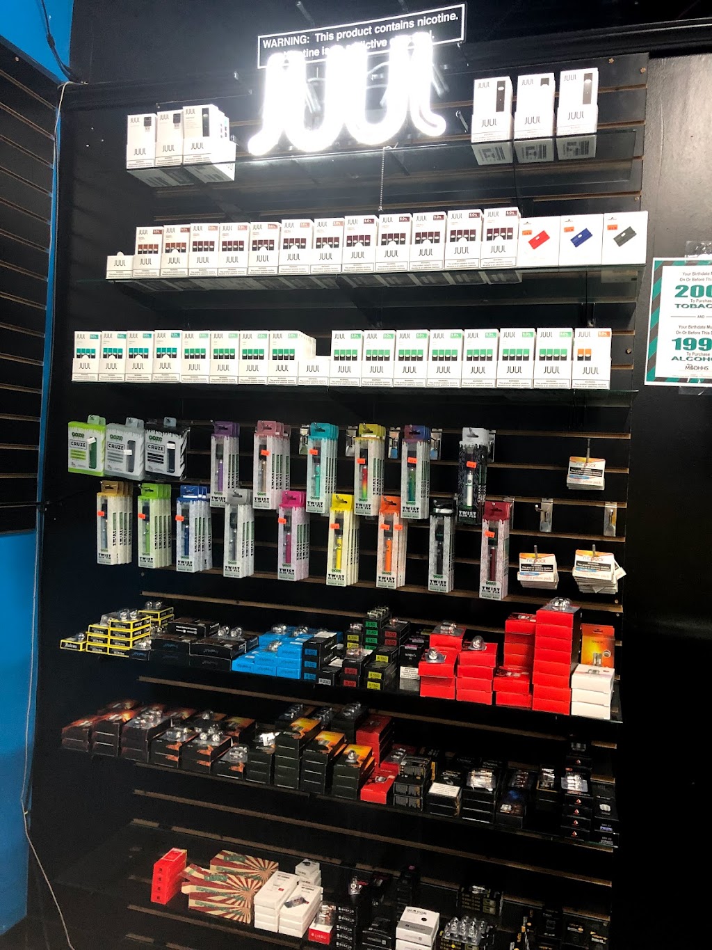 Vape Super Center Macomb CBD & Kratom | 16540 21 Mile Rd, Macomb, MI 48044, USA | Phone: (586) 262-4366