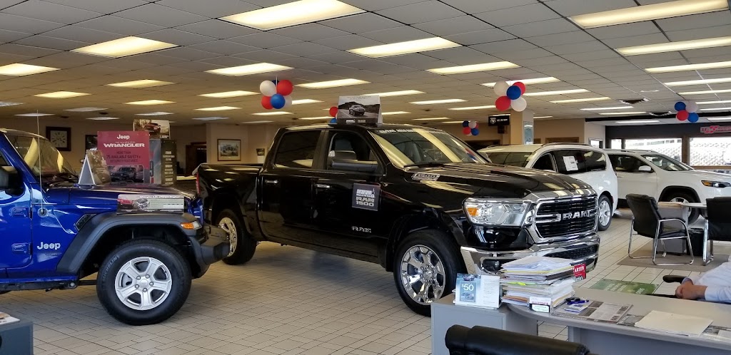 Martin Chrysler Dodge Jeep Ram | 1422 Main St, Union Grove, WI 53182, USA | Phone: (262) 747-0934