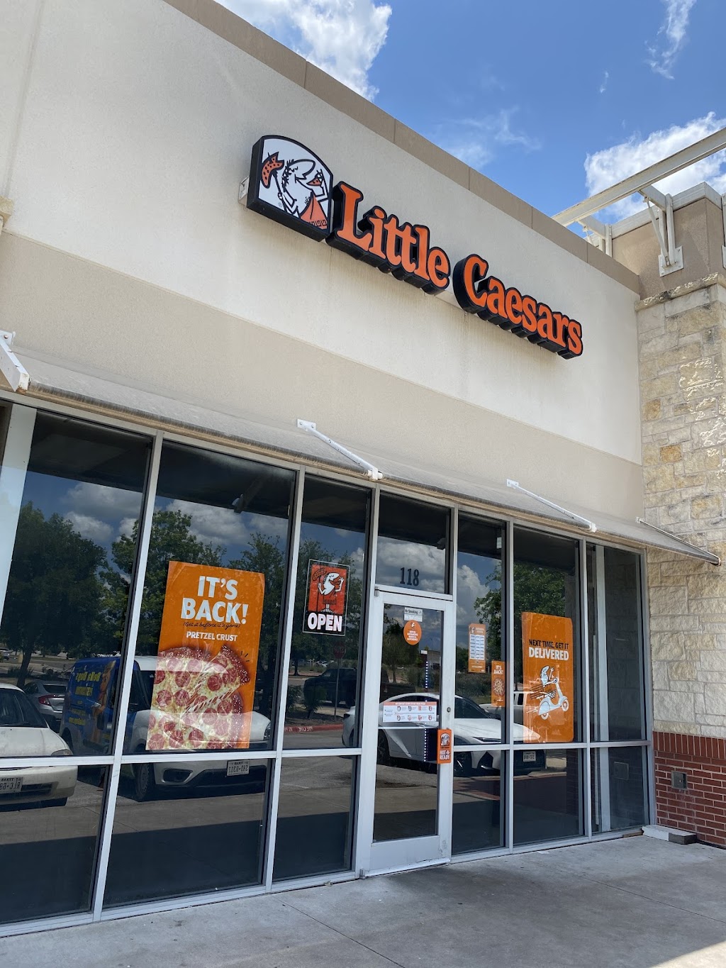 Little Caesars Pizza | 5167 Kyle Centre Dr Suite 118, Kyle, TX 78640, USA | Phone: (512) 268-6866